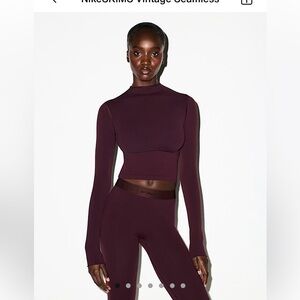 NWOT Nike x Skims Vintage Seamless top